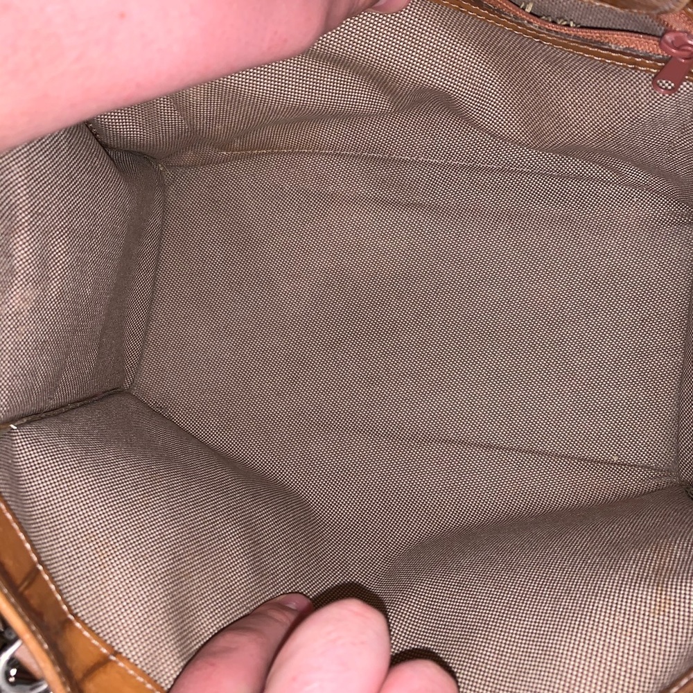 Authentic Dooney and Bourke purse and wallet - Picture 2 of 8